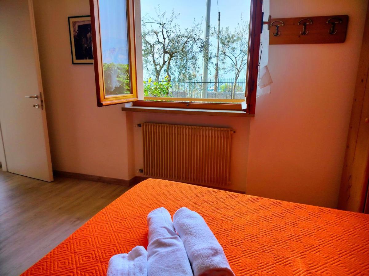 Lorena House Brenzone sul Garda Exterior foto